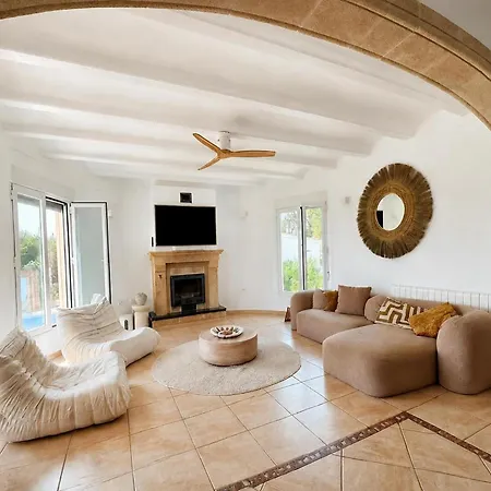 Villa Carlota